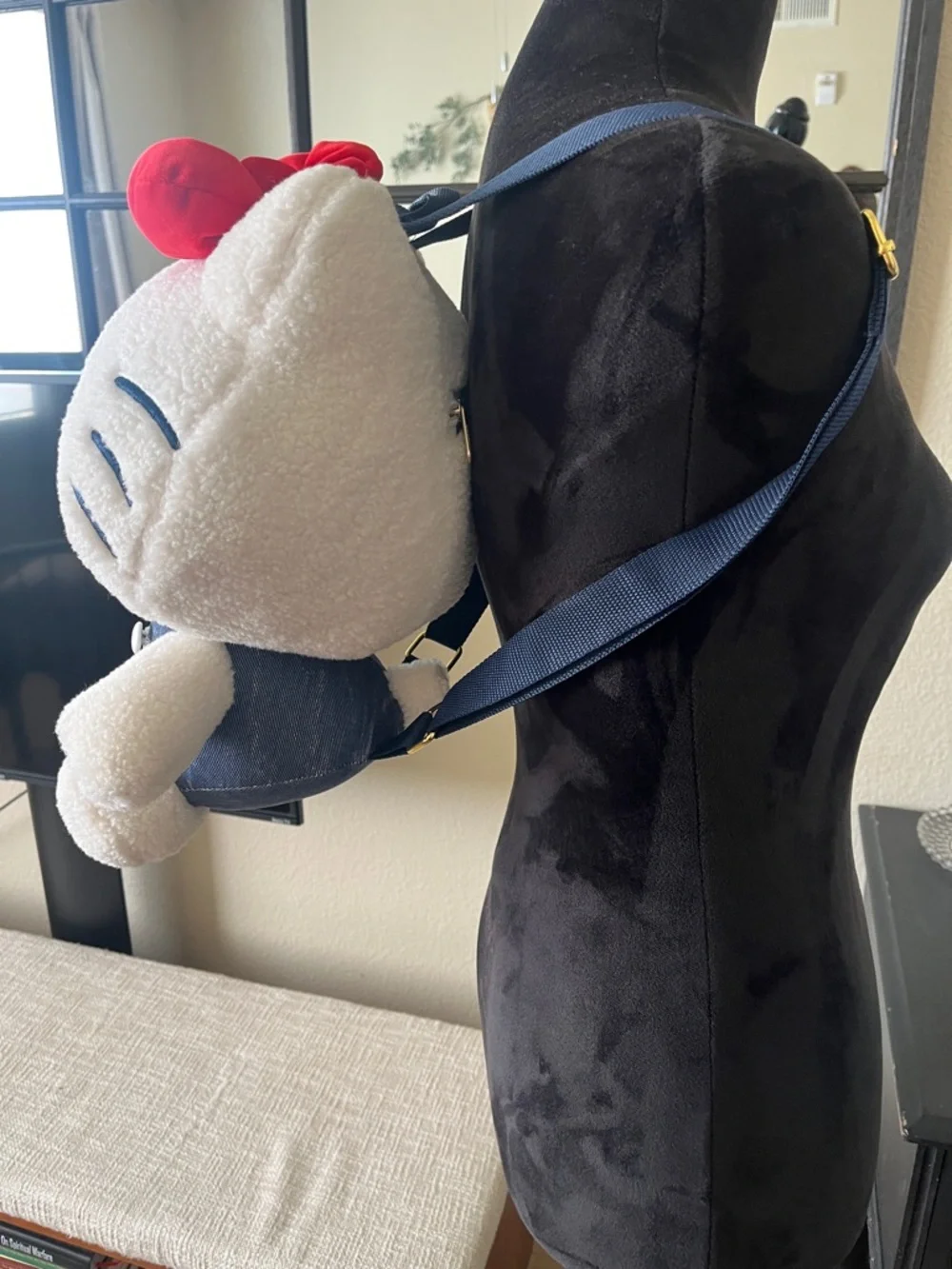 Hello Kitty White and Navy Sherpa Backback with zipper storage collector
